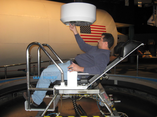 617x456 pixels (94K)