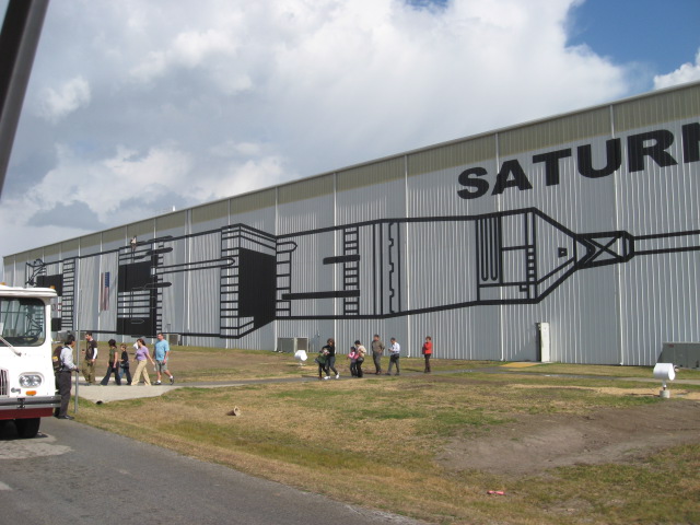 617x456 pixels (105K)