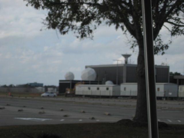 617x456 pixels (67K)