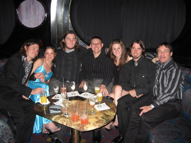 617x456 pixels (114K)