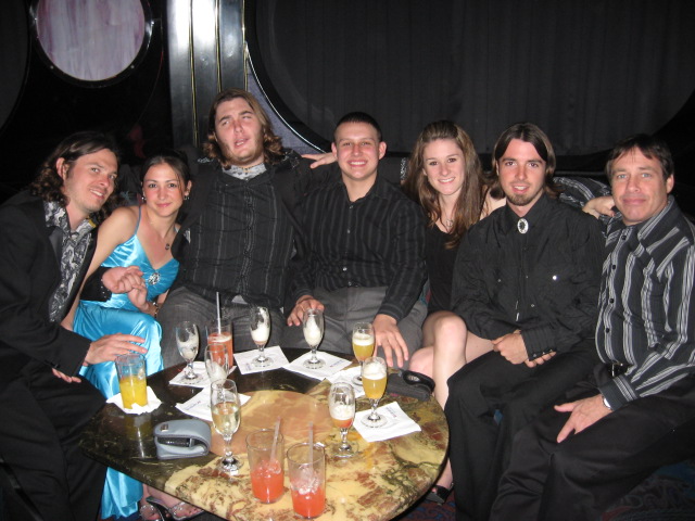 617x456 pixels (117K)