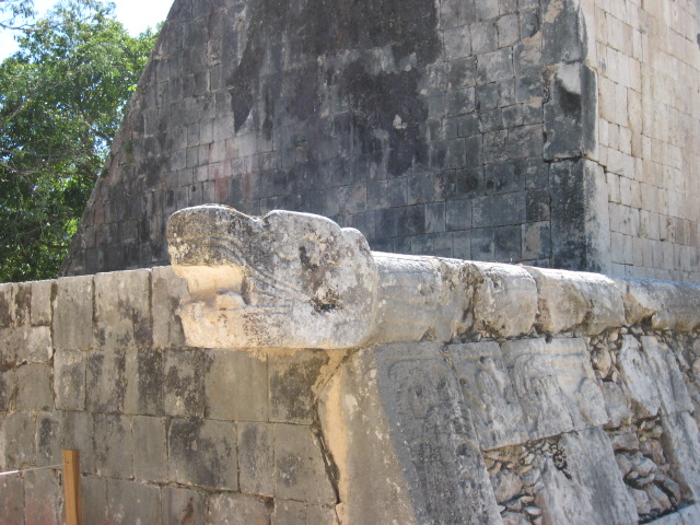 617x456 pixels (145K)