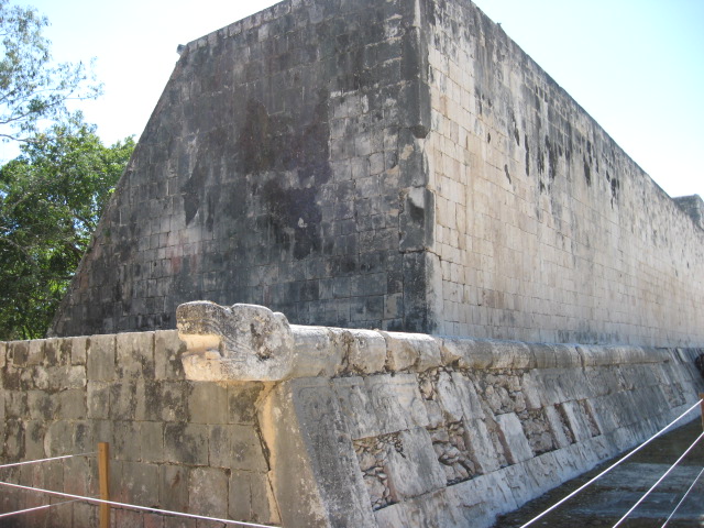 617x456 pixels (137K)