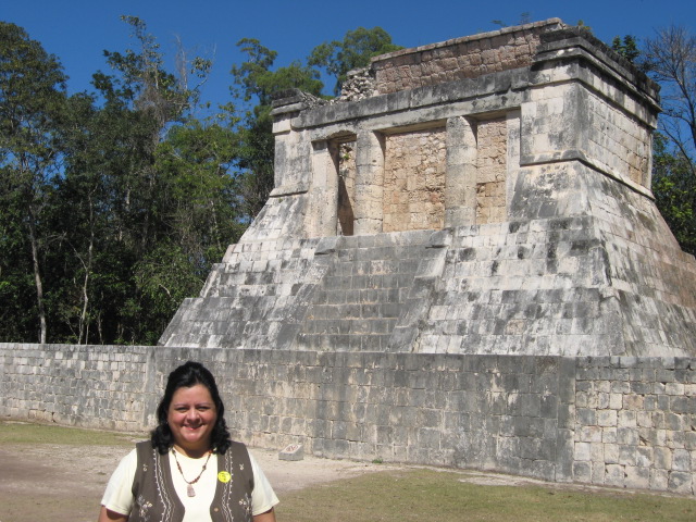 617x456 pixels (159K)