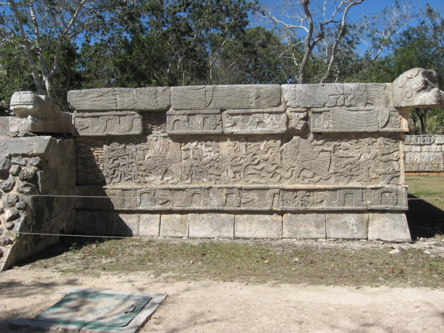 617x456 pixels (175K)