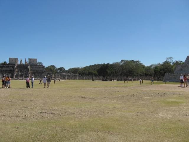 617x456 pixels (90K)