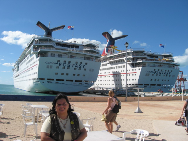 617x456 pixels (112K)