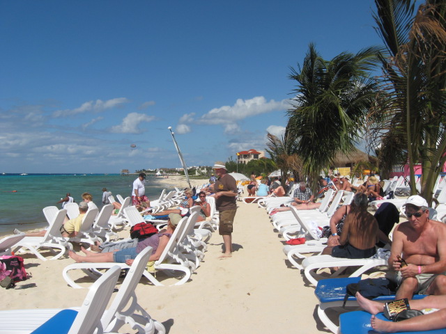 617x456 pixels (123K)