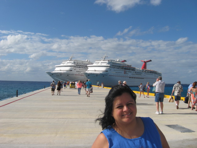 617x456 pixels (87K)