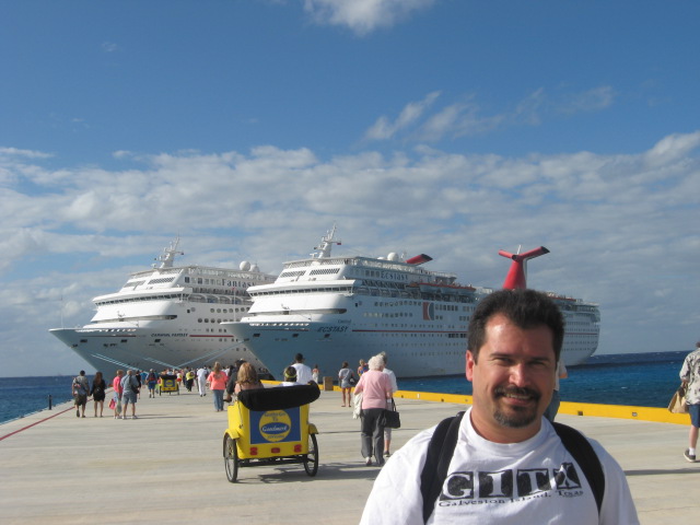 617x456 pixels (87K)