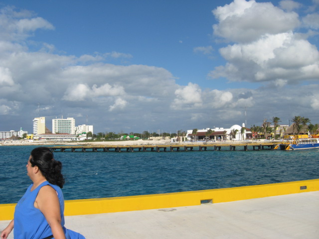 617x456 pixels (92K)