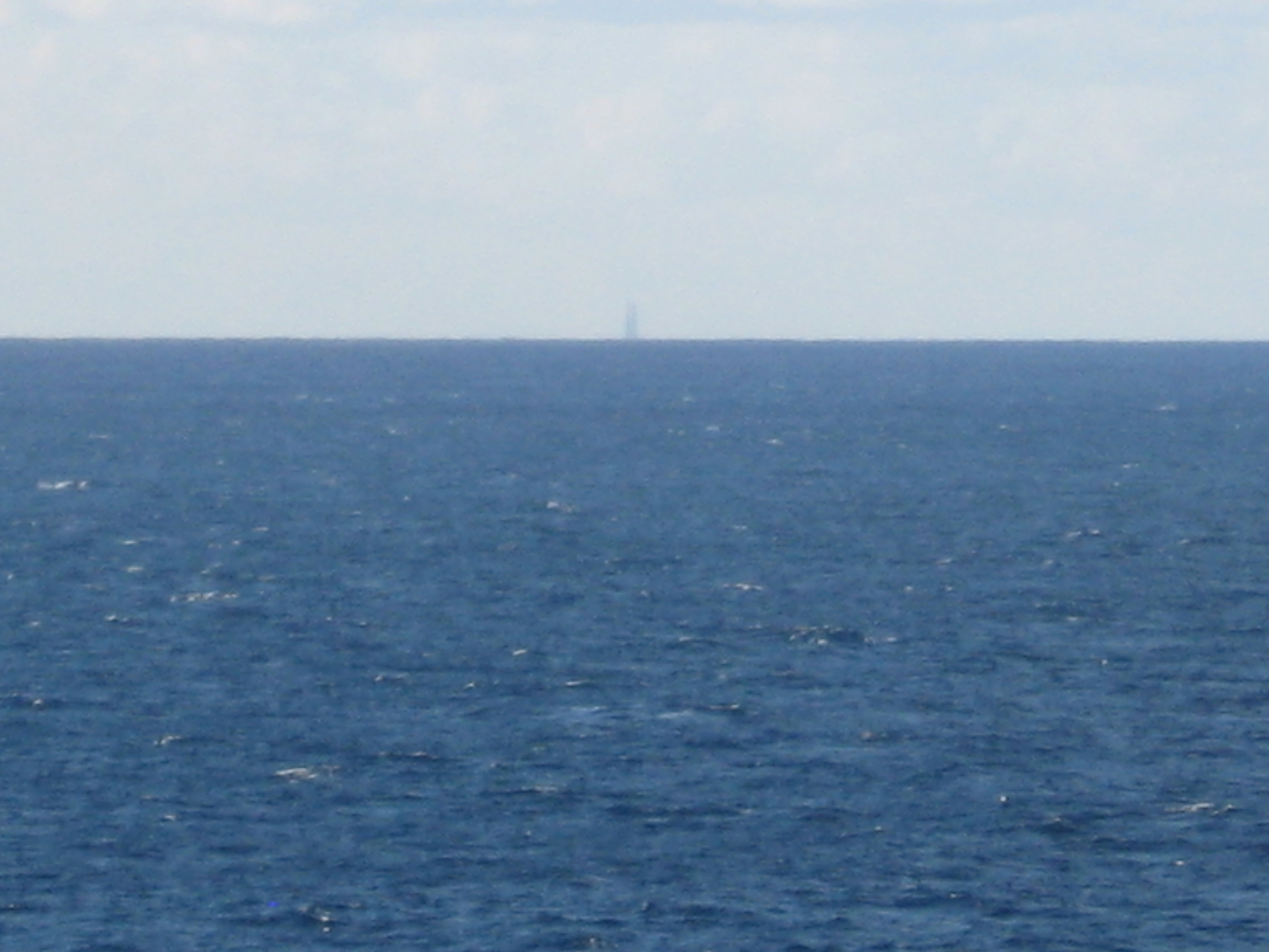 3049x2280 pixels (712K)