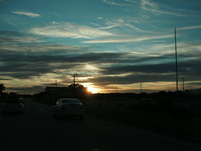 618x457 pixels (31K)