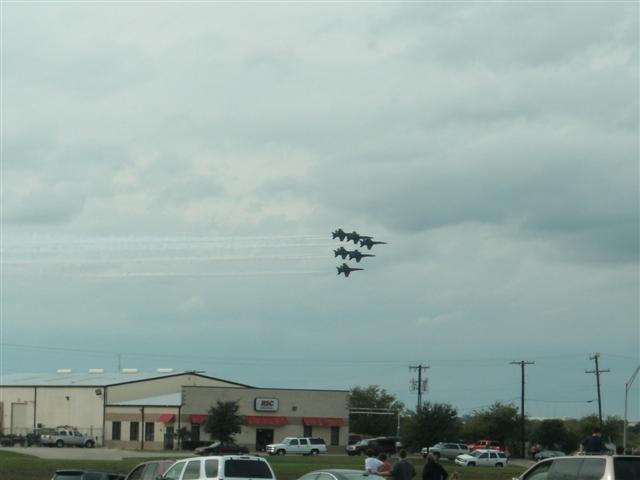 618x457 pixels (26K)