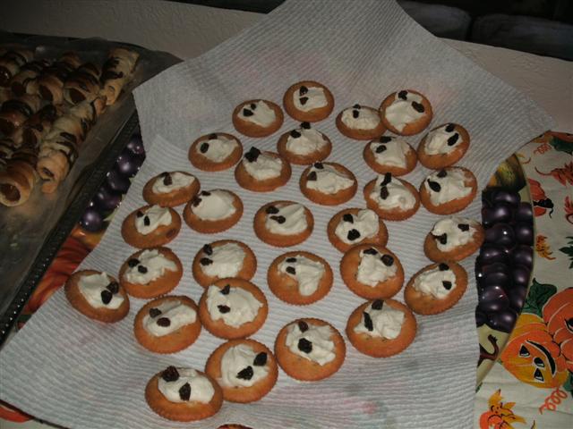 618x457 pixels (61K)