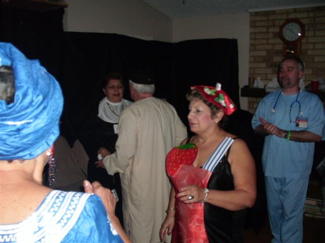 618x457 pixels (41K)