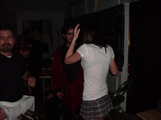 618x457 pixels (26K)