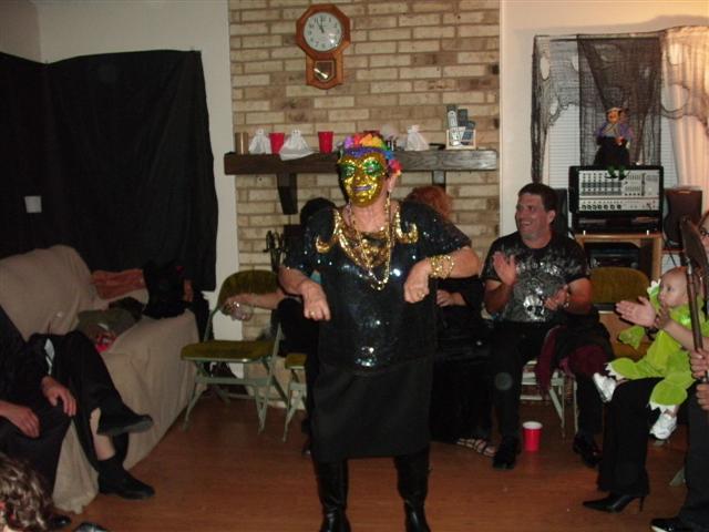 618x457 pixels (50K)