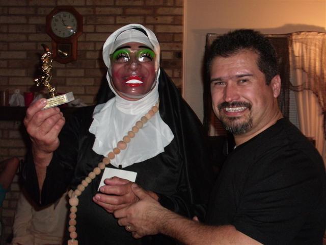 618x457 pixels (43K)