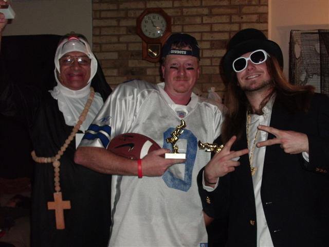 618x457 pixels (42K)