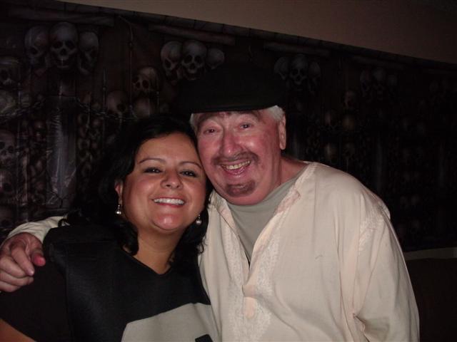 618x457 pixels (33K)