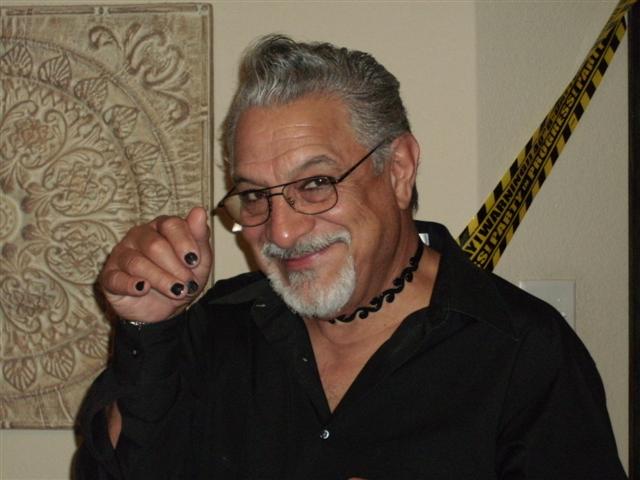 618x457 pixels (43K)