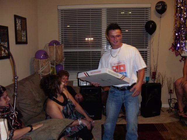 618x457 pixels (49K)