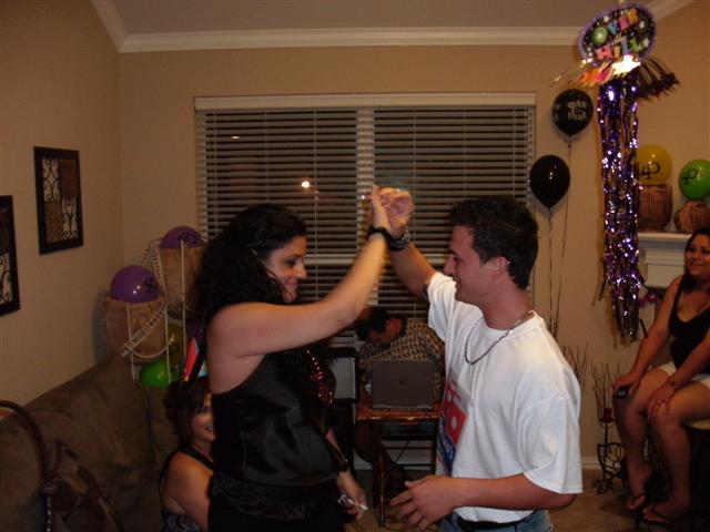 618x457 pixels (46K)