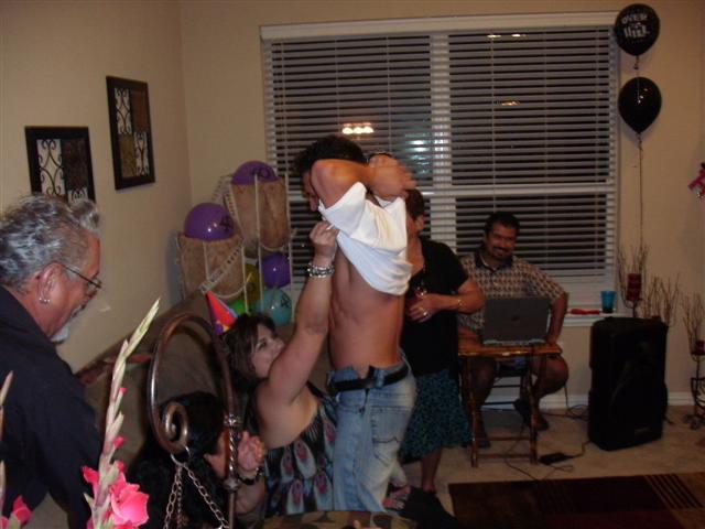 618x457 pixels (49K)