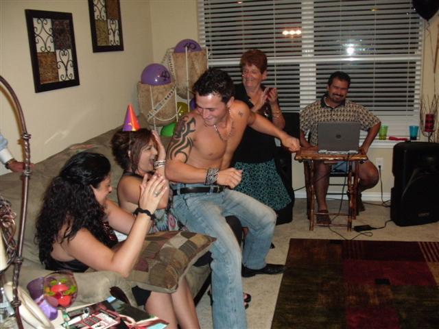 618x457 pixels (60K)