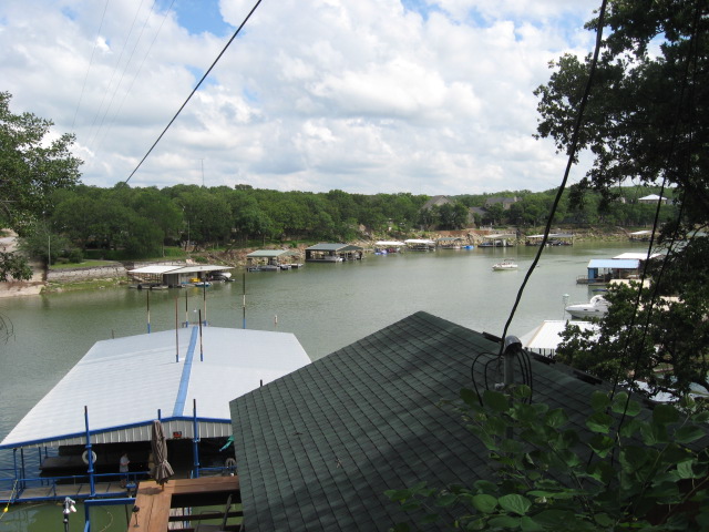 617x456 pixels (125K)