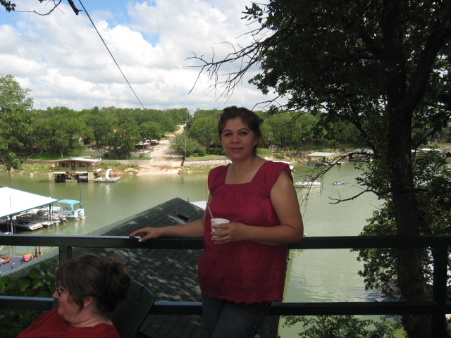 617x456 pixels (127K)