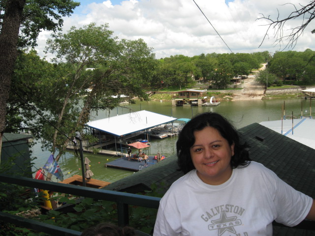 617x456 pixels (133K)