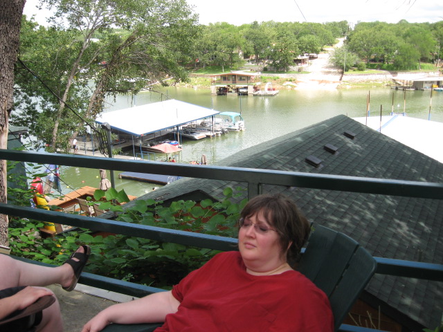 617x456 pixels (144K)