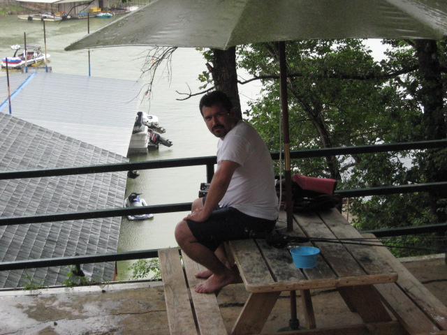 617x456 pixels (134K)