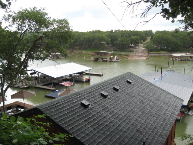 617x456 pixels (146K)