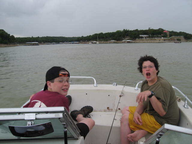 617x456 pixels (83K)