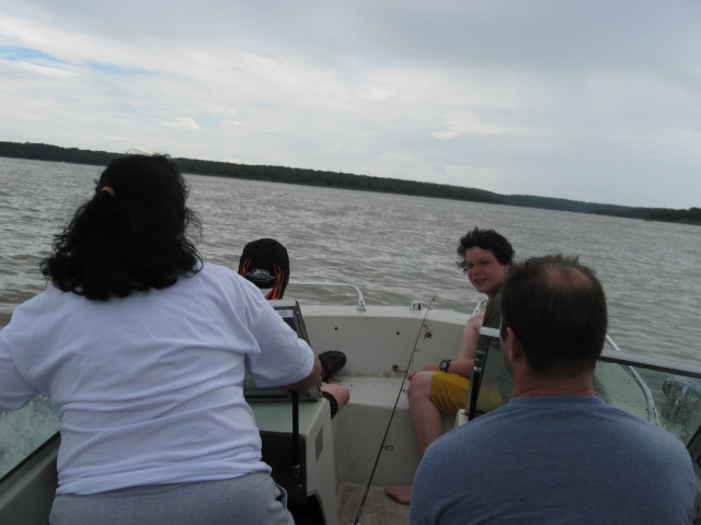 617x456 pixels (75K)