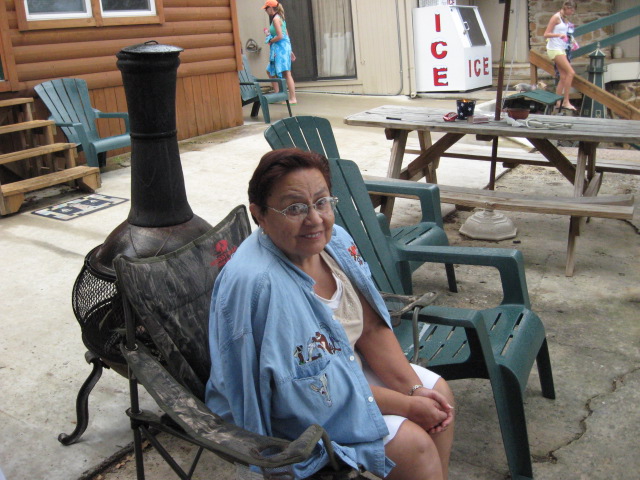 617x456 pixels (137K)