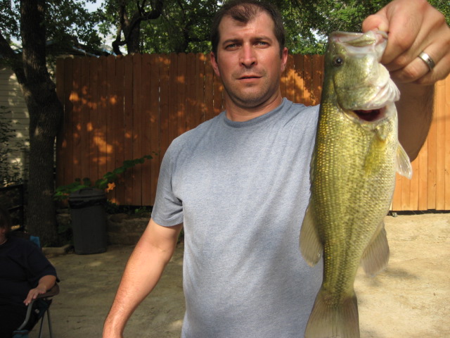 617x456 pixels (118K)