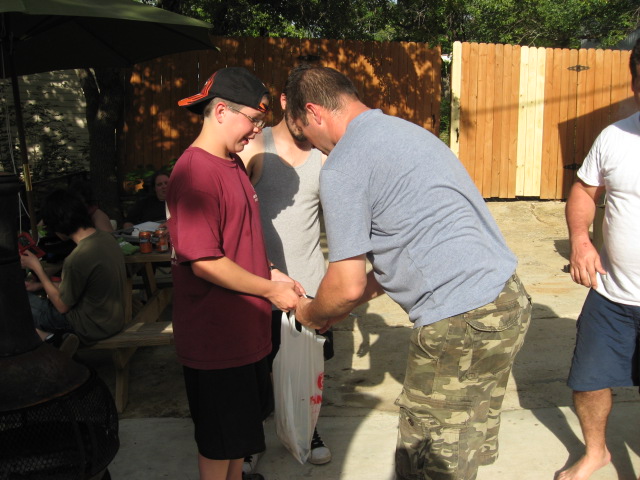 617x456 pixels (120K)