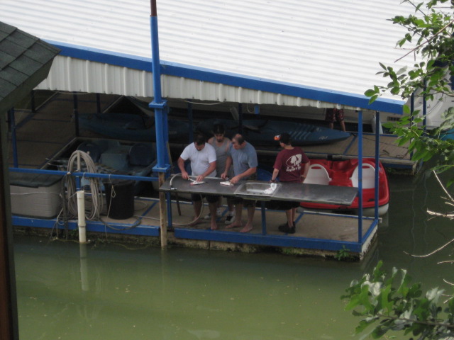 617x456 pixels (99K)