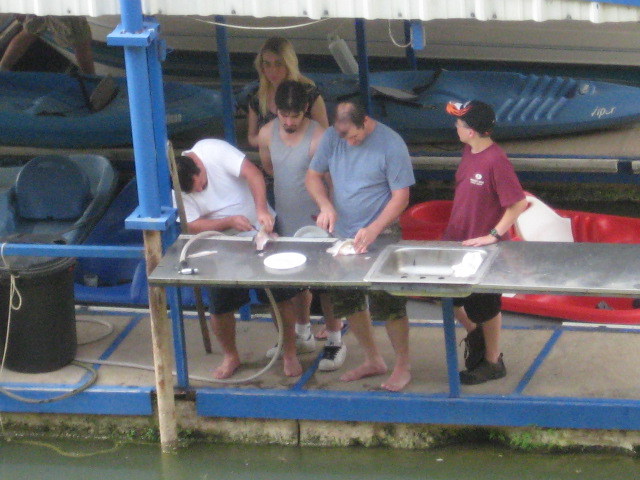 617x456 pixels (117K)