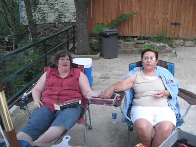 617x456 pixels (130K)