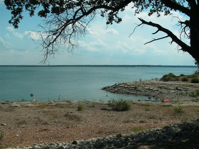 618x457 pixels (70K)