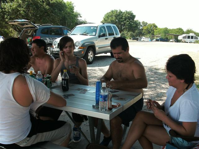 618x457 pixels (59K)