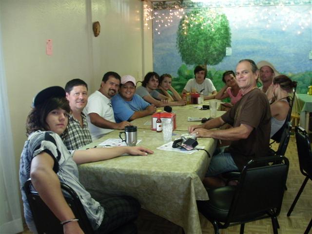 618x457 pixels (51K)