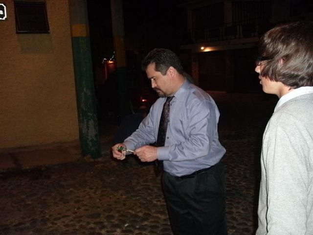 618x457 pixels (37K)