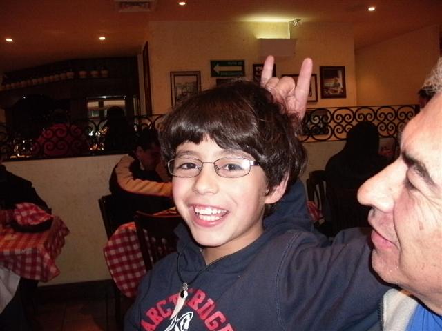 618x457 pixels (46K)