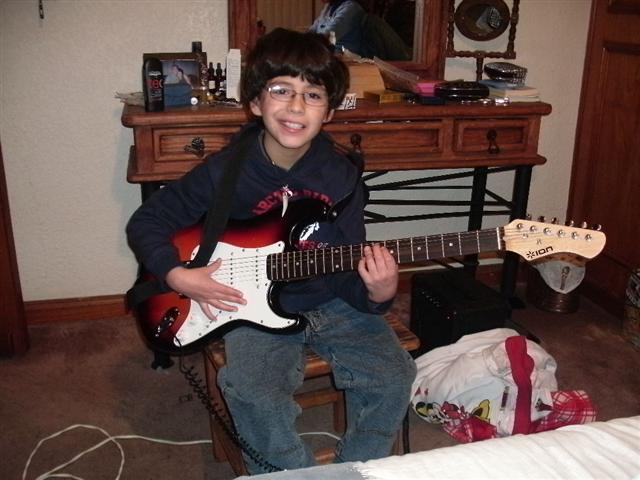 618x457 pixels (53K)